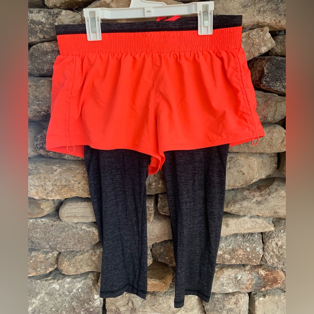 Athleta Racer Run 2 in 1 Shorts Sz Small pink